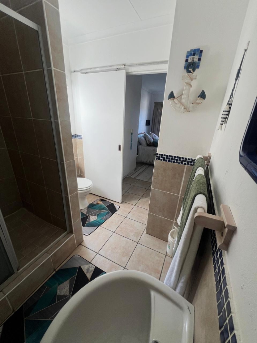 4 Bedroom Property for Sale in Britannia Bay Western Cape